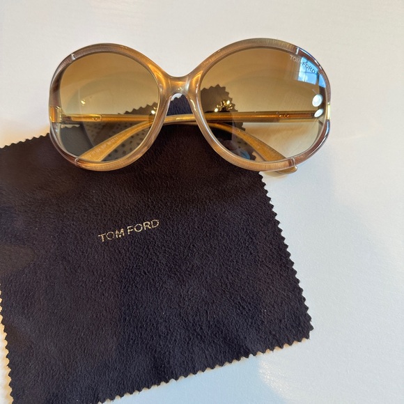 Tom Ford TF124 Light Brown Sunglasses - Picture 4 of 5